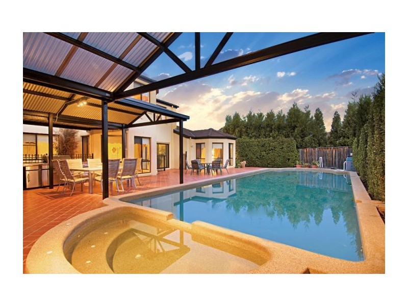 4 Nevis Place, Castle Hill NSW 2154