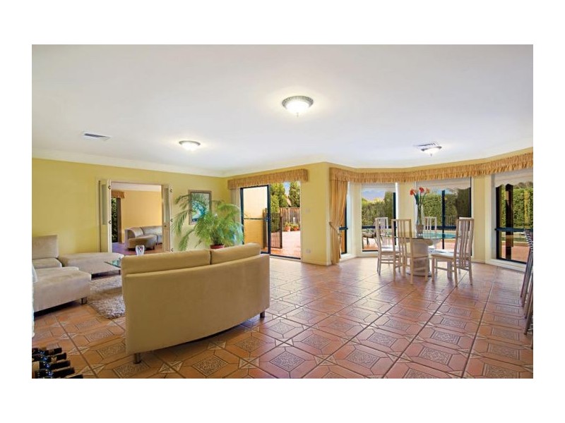 4 Nevis Place, Castle Hill NSW 2154