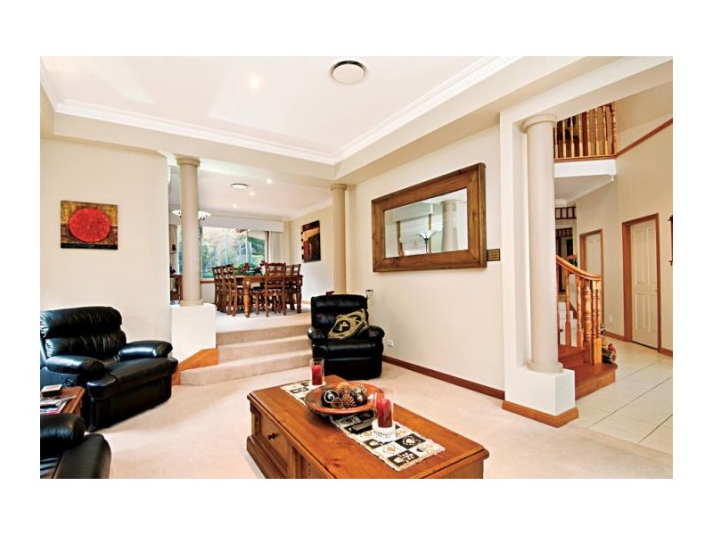 35 Gray Spence Cres, West Pennant Hills NSW 2125