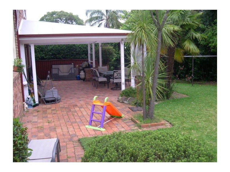 1 Brunel Cl, Cherrybrook NSW 2126