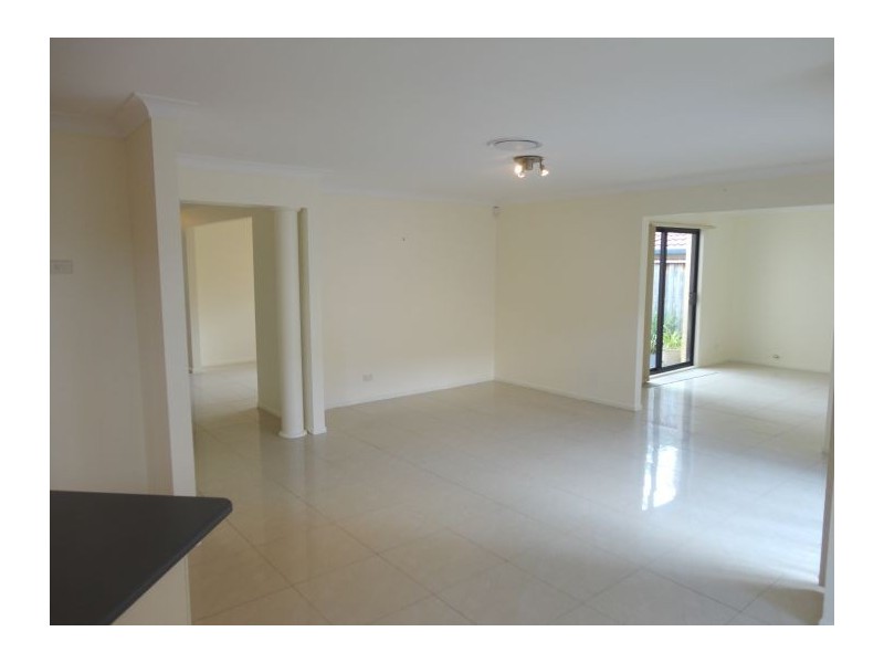 13 Forest Crescent, Beaumont Hills NSW 2155