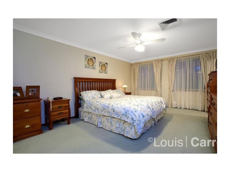8 Fernleaf Crescent, Beaumont Hills NSW 2155