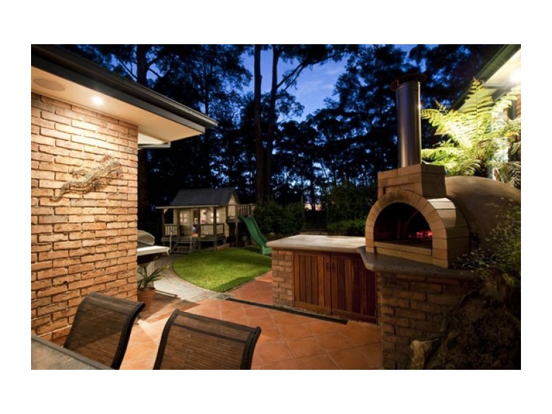 16 Virginia Place, West Pennant Hills NSW 2125