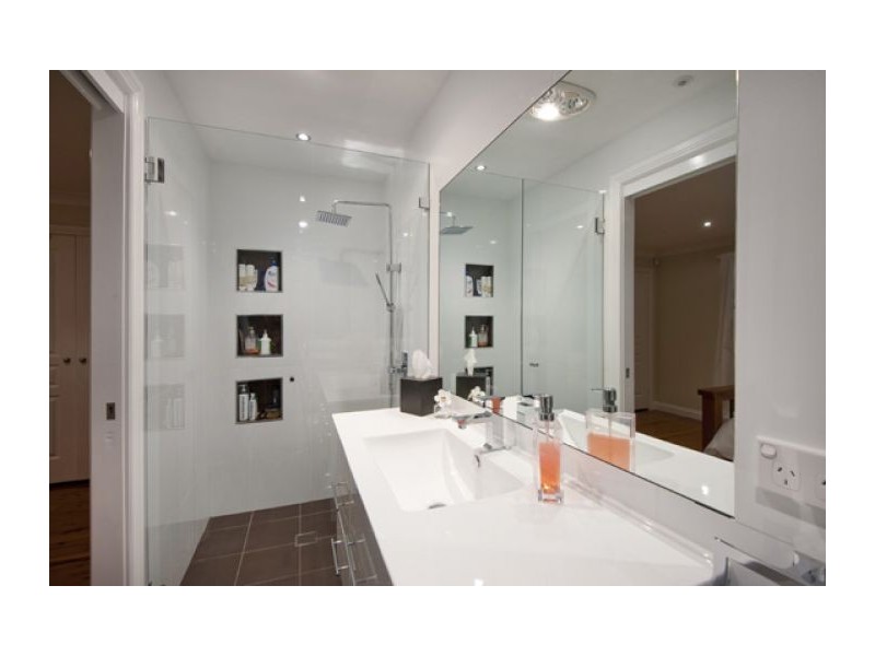 16 Virginia Place, West Pennant Hills NSW 2125