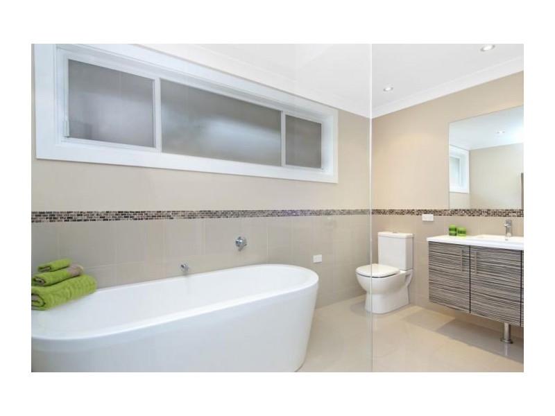 11 Maralinga Place, West Pennant Hills NSW 2125