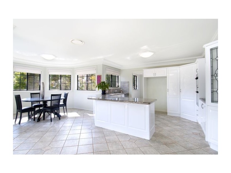 8 Frankish Place, West Pennant Hills NSW 2125