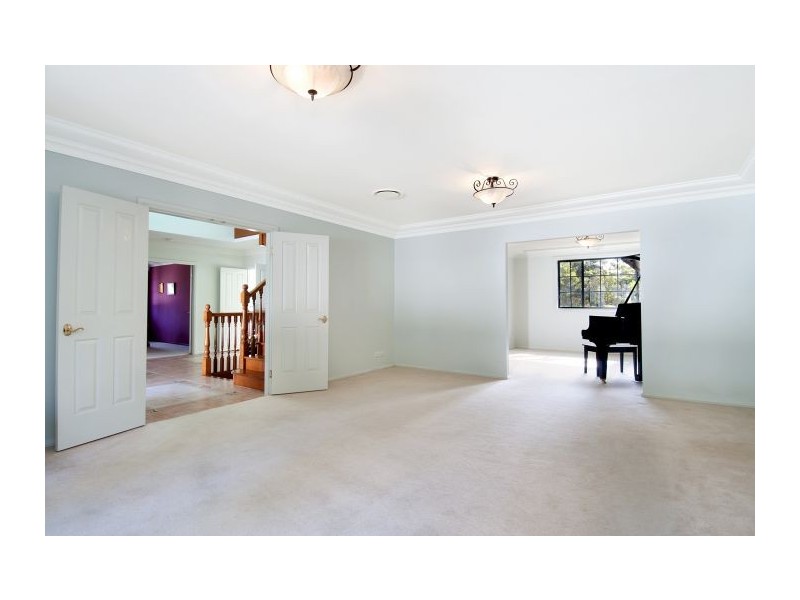 8 Frankish Place, West Pennant Hills NSW 2125