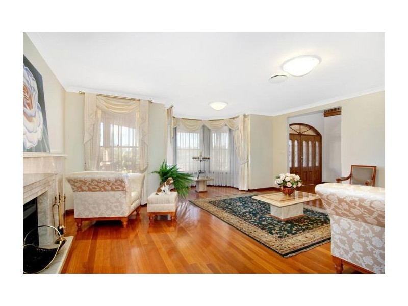 25 Deakin Place, West Pennant Hills NSW 2125