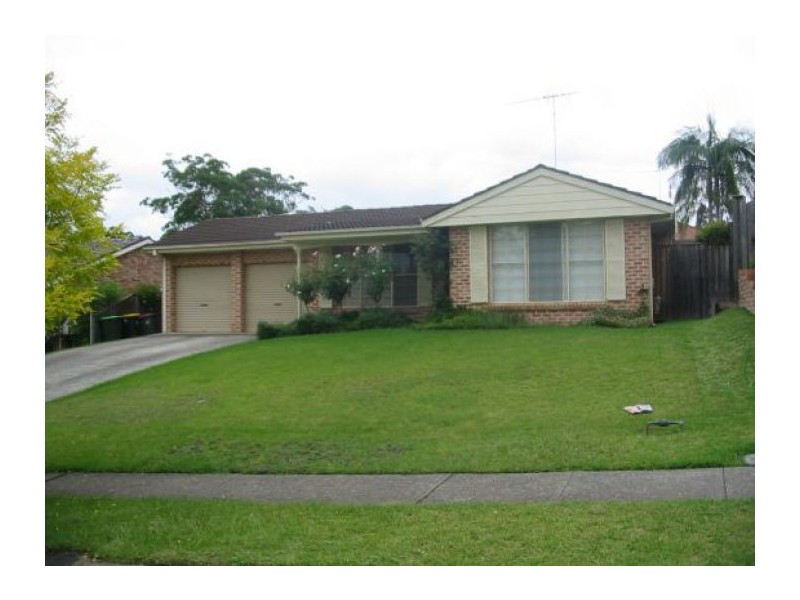 15 Hillgate Pl, Castle Hill NSW 2154