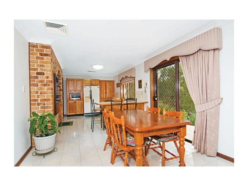 10 Wesley Pl, Cherrybrook NSW 2126