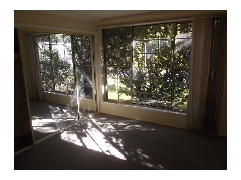 6 Woodgrove Ave, Cherrybrook NSW 2126