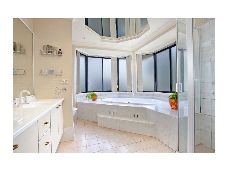 6 Java Place, Beaumont Hills NSW 2155