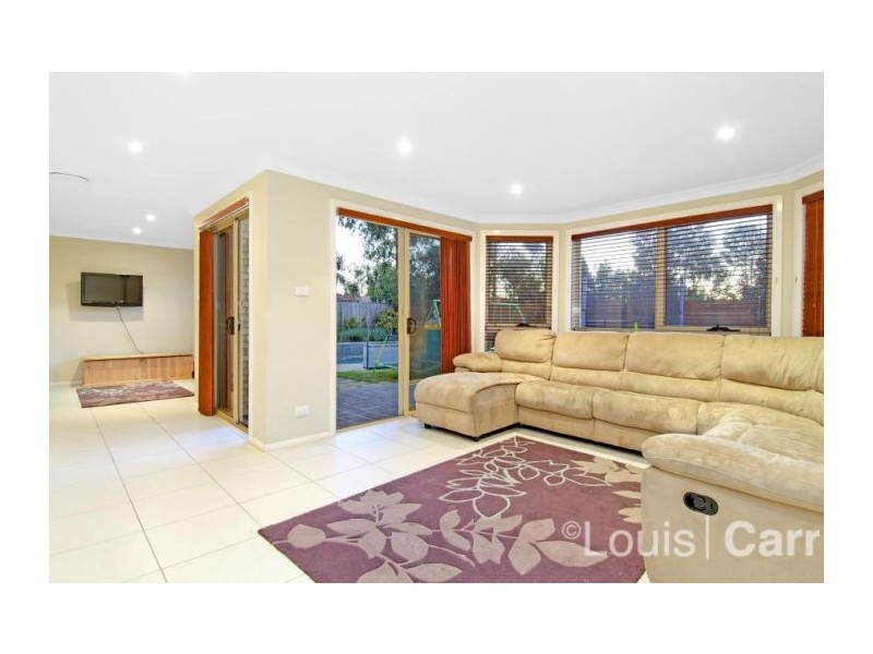 2 Millcroft Wy, Beaumont Hills NSW 2155