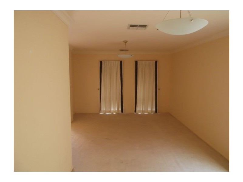 2 Fernleigh Place, Cherrybrook NSW 2126