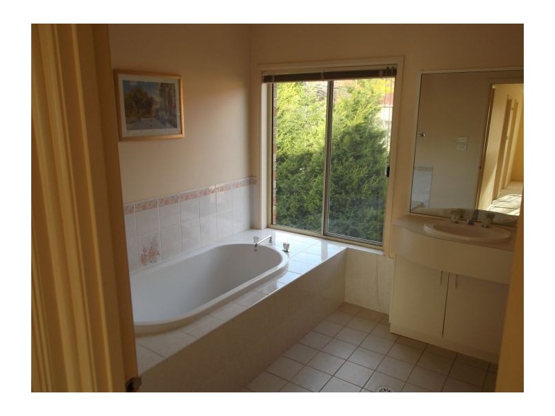 2 Fernleigh Place, Cherrybrook NSW 2126