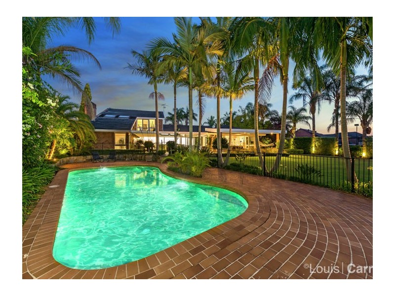 8 Eaglehawk Place, West Pennant Hills NSW 2125