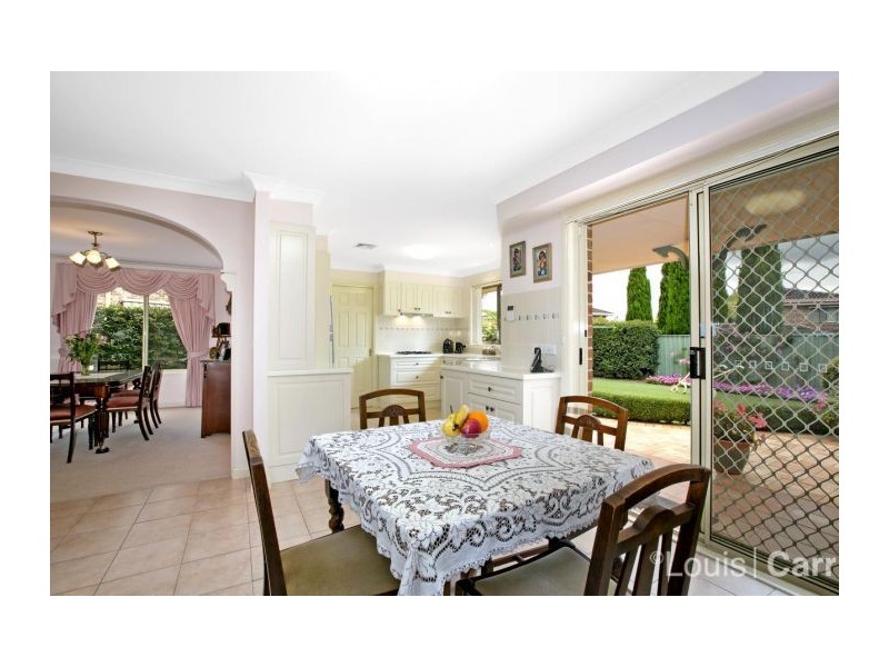 2/14 Folkestone Pl, Dural NSW 2158