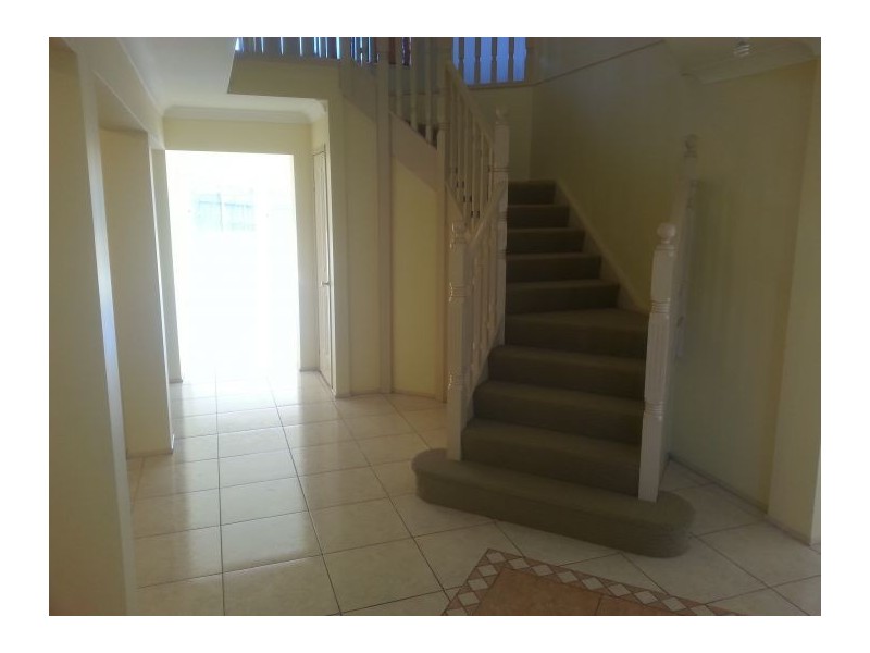 25 James Mileham Drive, Kellyville NSW 2155