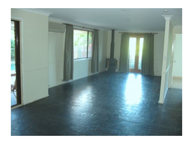 10 Tamarisk Cres, Cherrybrook NSW 2126