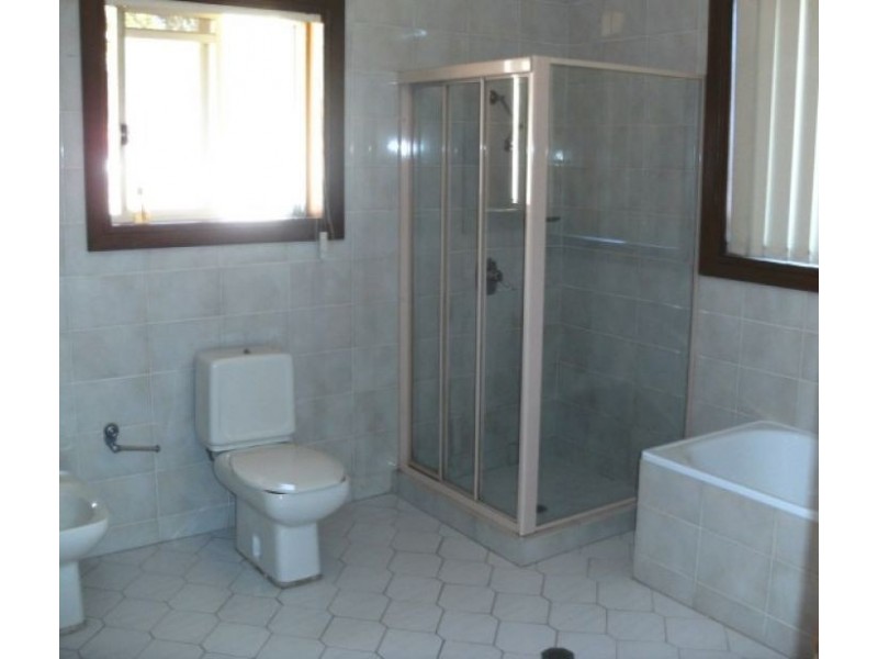 6 Hepburn Rd, North Rocks NSW 2151