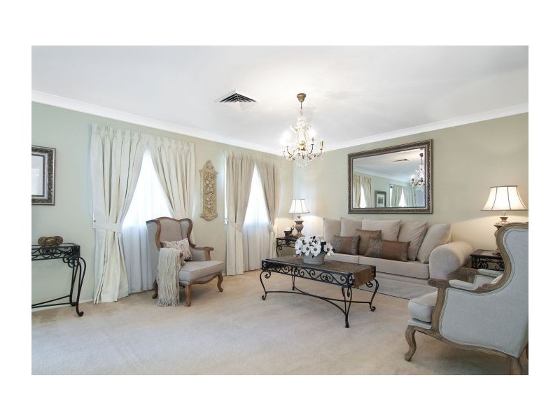 15 Sanctuary Drive, Beaumont Hills NSW 2155