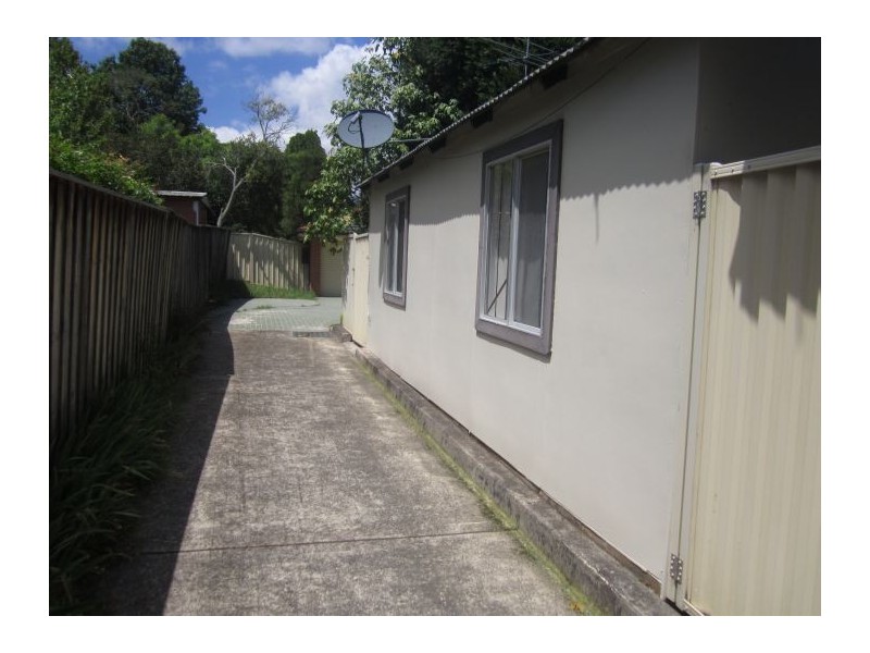 35b Dean, West Pennant Hills NSW 2125