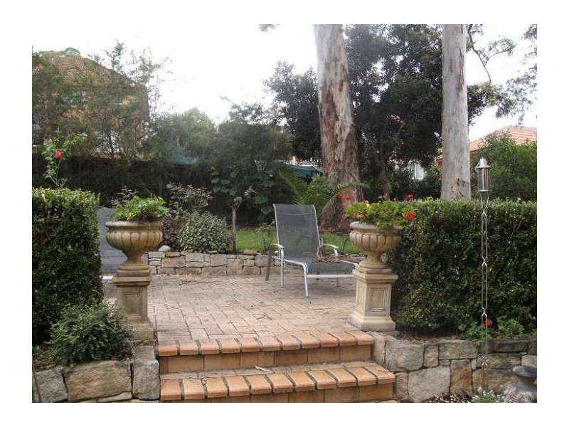 75 Bredon Ave, West Pennant Hills NSW 2125