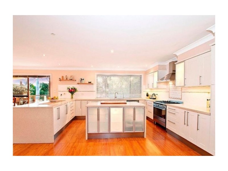 5 Scarborough Close, West Pennant Hills NSW 2125