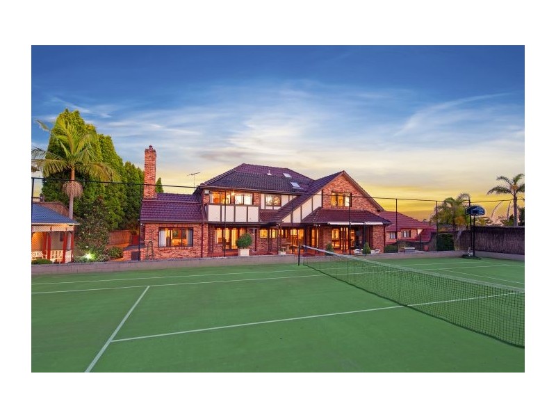 8 Glendale Grove, West Pennant Hills NSW 2125