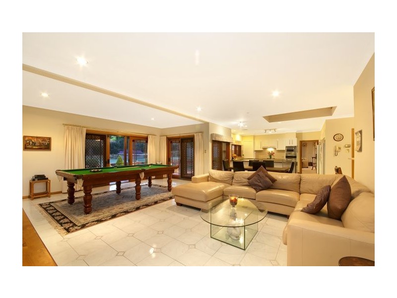 8 Glendale Grove, West Pennant Hills NSW 2125