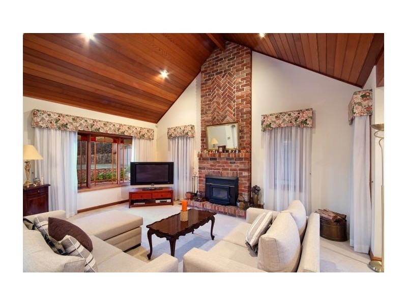 8 Glendale Grove, West Pennant Hills NSW 2125