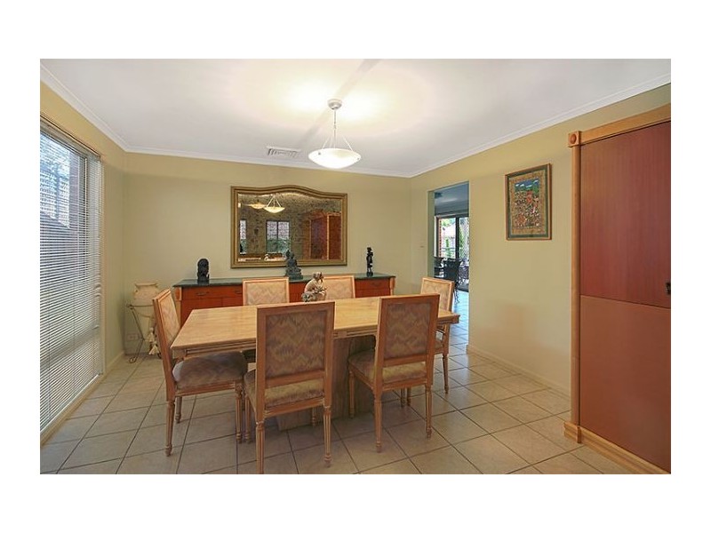 87 Ravensbourne Cct, Dural NSW 2158