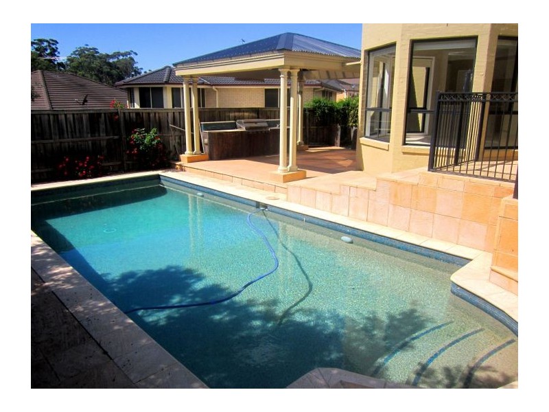 13 Carnival Way, Beaumont Hills NSW 2155