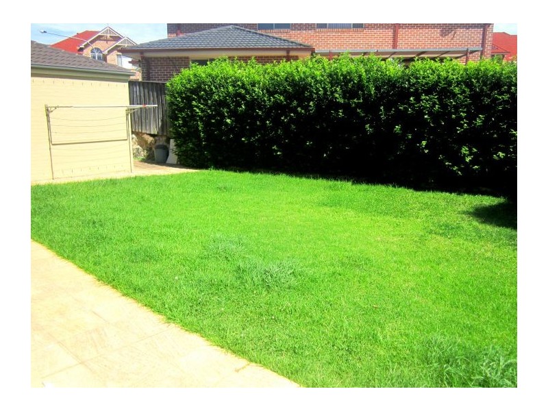 13 Carnival Way, Beaumont Hills NSW 2155