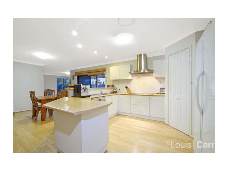 8 Tea Tree Place, Beaumont Hills NSW 2155