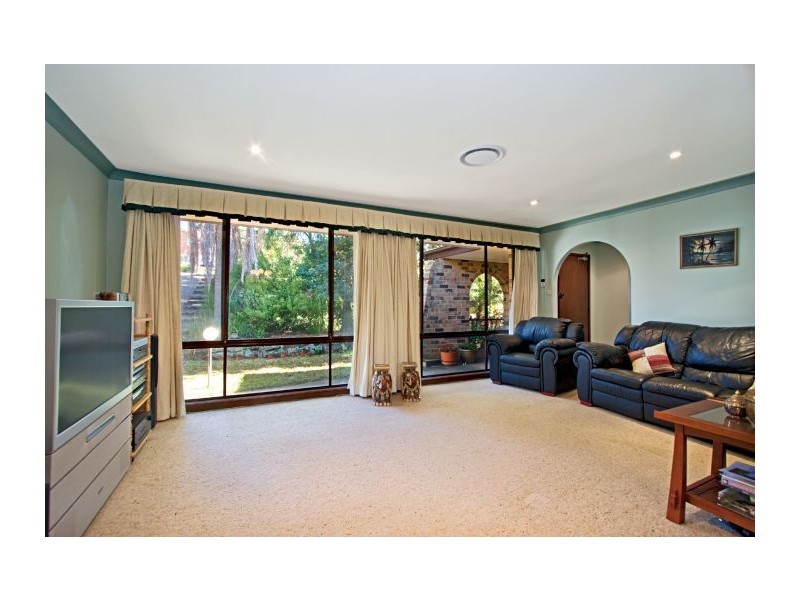 12 Shepherds Dr, Cherrybrook NSW 2126