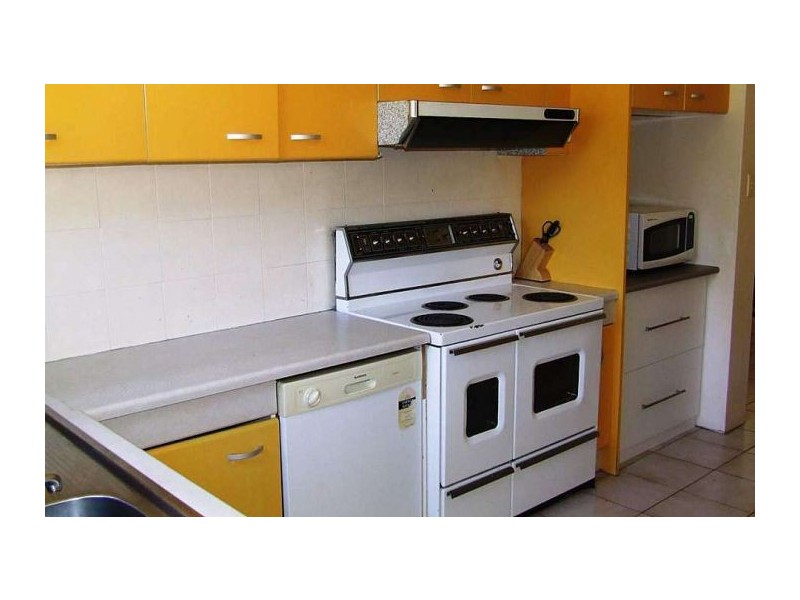 15 Memorial Ave, St Ives NSW 2075