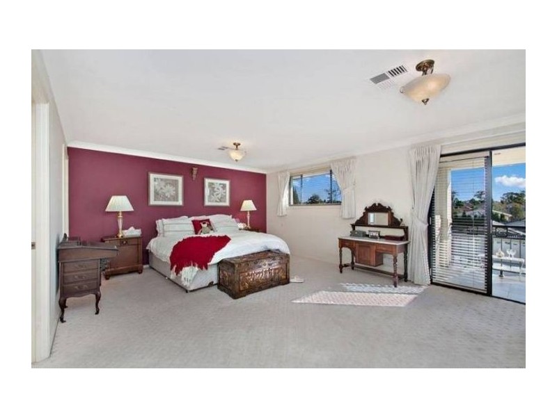 10 Emlyn Place, Beaumont Hills NSW 2155