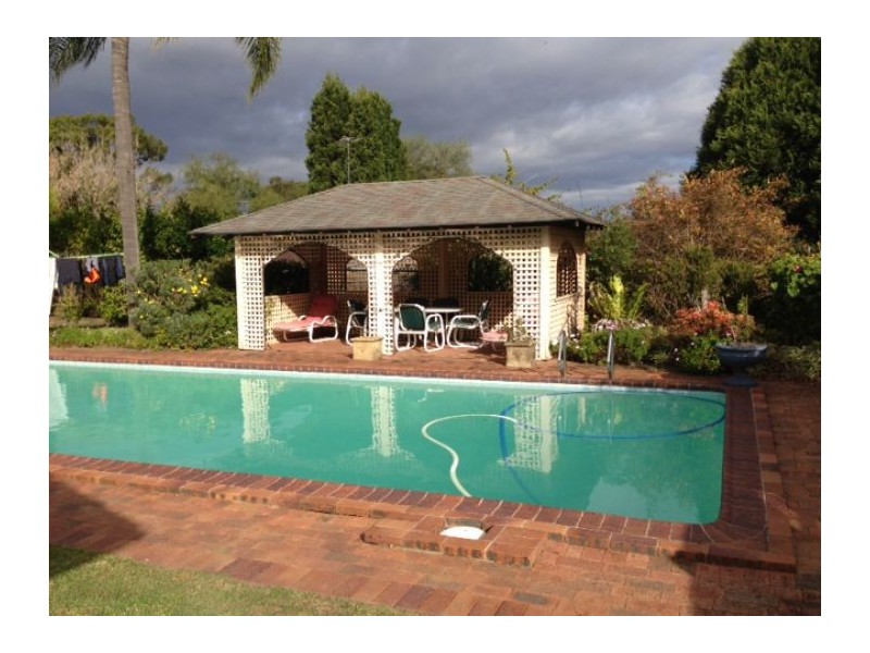 8 Finley Place, Glenhaven NSW 2156