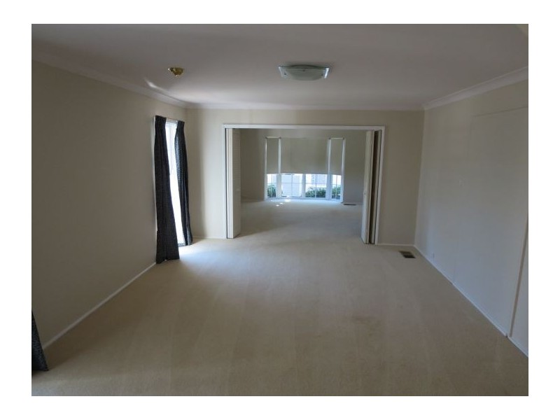 8 Finley Place, Glenhaven NSW 2156