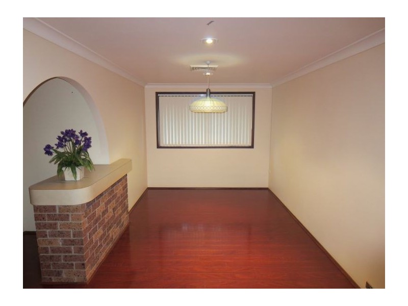 76 Macquarie Dr, Cherrybrook NSW 2126
