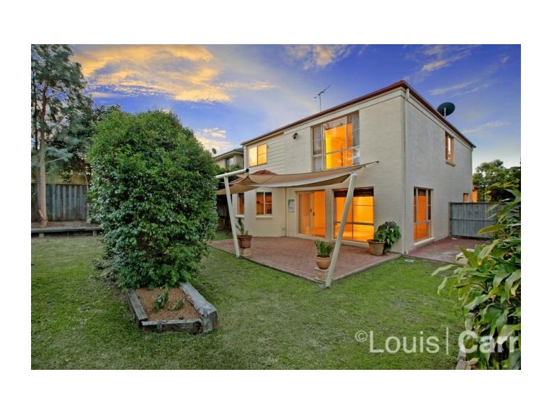 6 Fernleaf Cres, Beaumont Hills NSW 2155