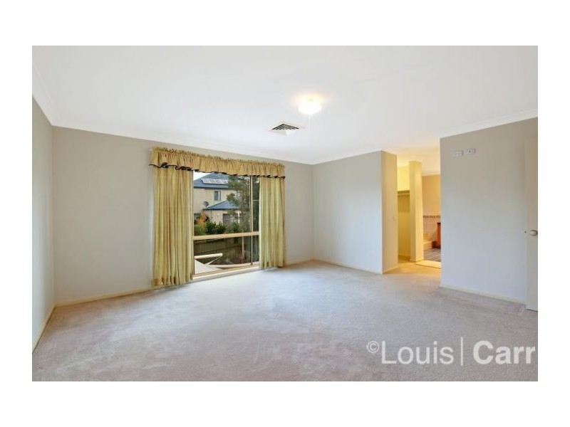 6 Fernleaf Cres, Beaumont Hills NSW 2155