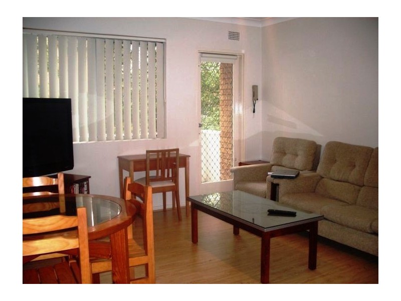 2/8 Factory Street, North Parramatta NSW 2151