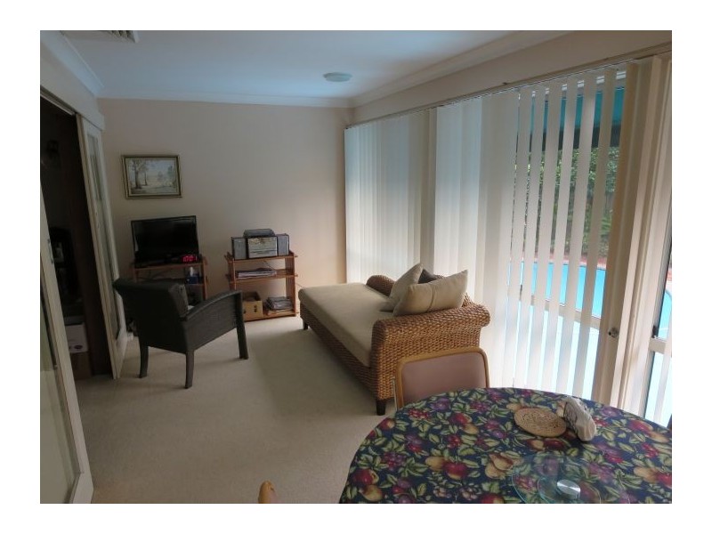 10 Garthowen Cres, Castle Hill NSW 2154