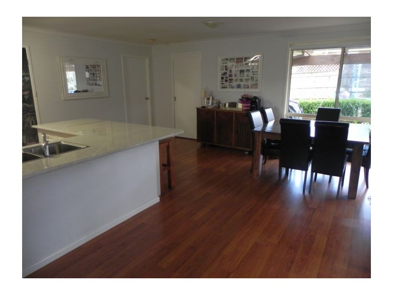 6 Spinosa Pl, Glenmore Park NSW 2745