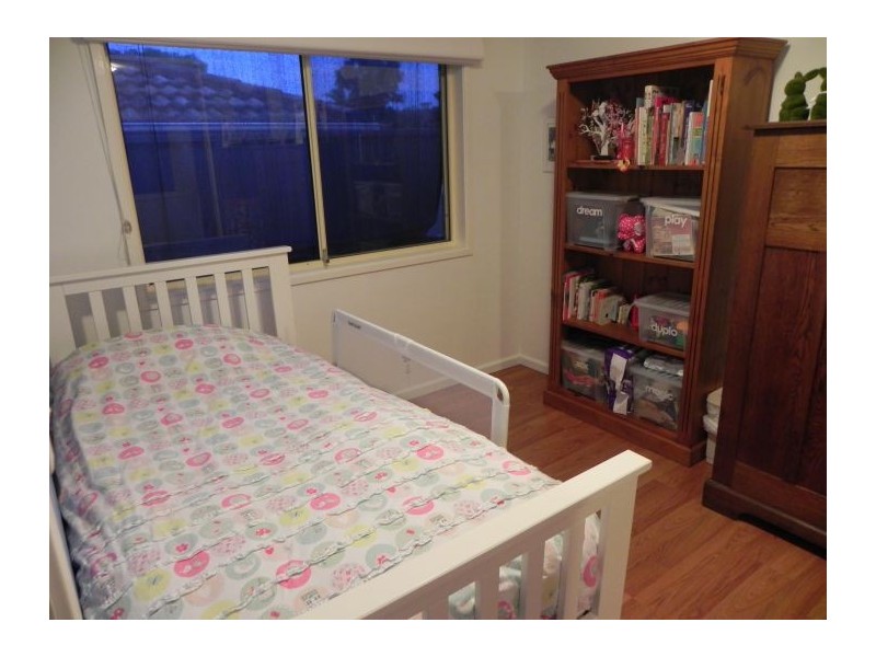 6 Spinosa Pl, Glenmore Park NSW 2745