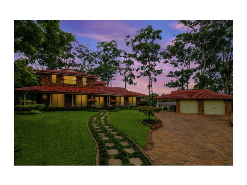 8 Bayberry Way, Castle Hill NSW 2154