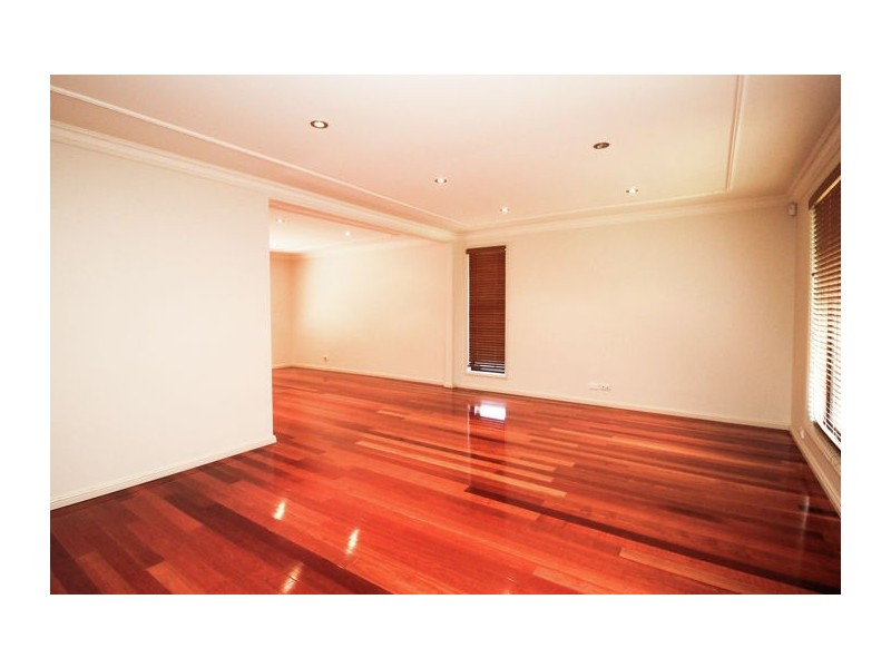 8 Bayberry Way, Castle Hill NSW 2154