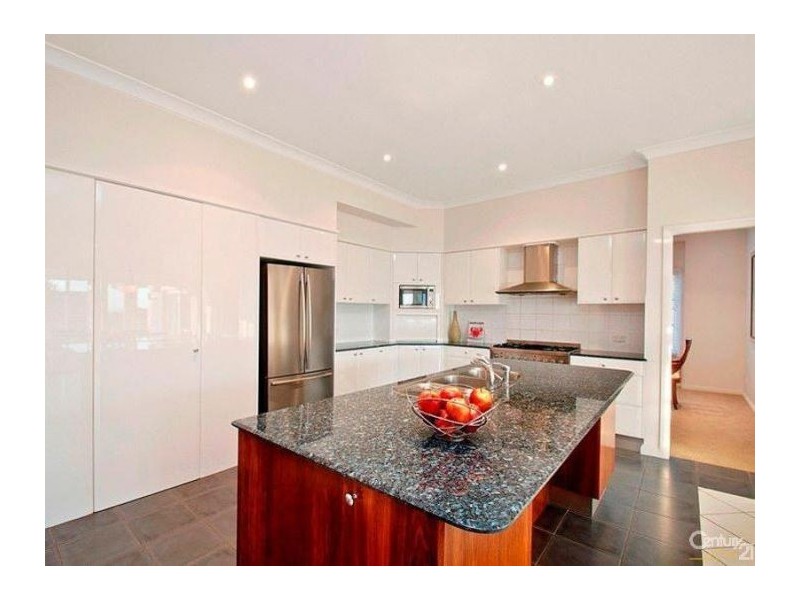 5 Huntingdale Circle, Castle Hill NSW 2154